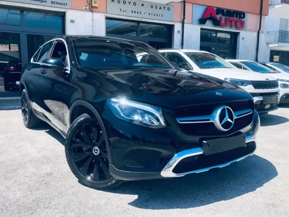 Usata Mercedes GLC220 170 CV (125 kW) 2019 Nero SUV