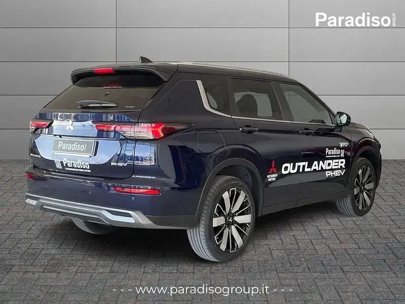 Nuova Mitsubishi Outlander P-HEV Intense 136 CV (100 kW) 2026 Blu SUV