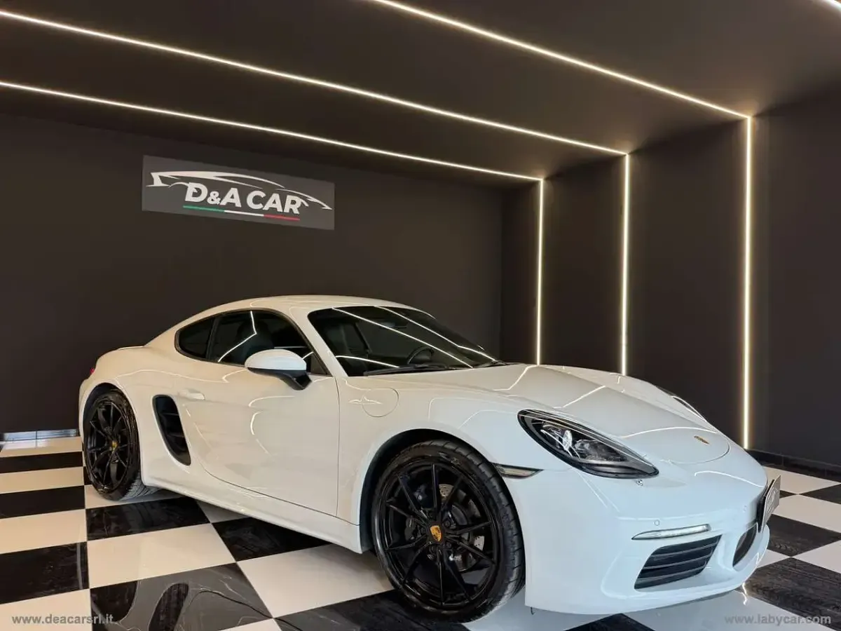 Usata Porsche Cayman 299 CV (219 kW) 2018 Bianco Coupé