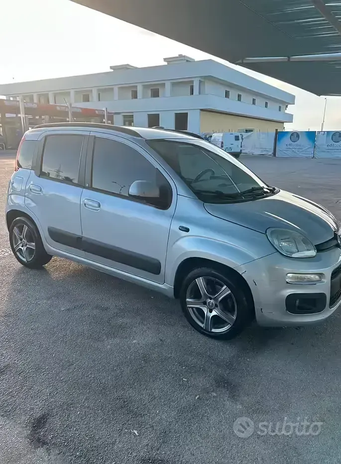 Usata Fiat Panda Lounge 75 CV (55 kW) 2014 Utilitaria