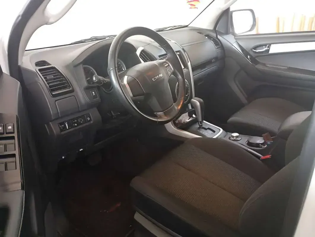 Usata Isuzu D-Max 163 CV (119 kW) 2020 Bianco SUV