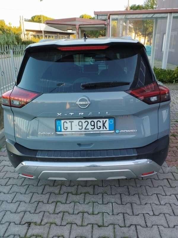 Usata Nissan X-Trail Tekna 213 CV (156 kW) 2024 Grigio SUV