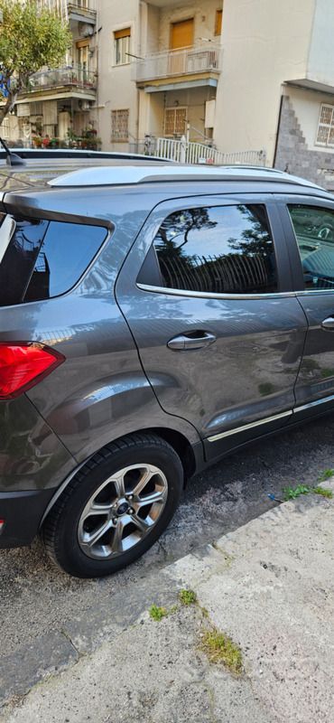 Grigio Usata 2019 Ford Ecosport SUV | 9500 € (Ottimo prezzo) - Immagine 1/4