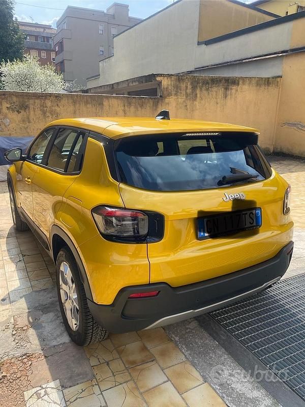 Usata Jeep Avenger Altitude 101 CV (74 kW) 2023 Giallo SUV