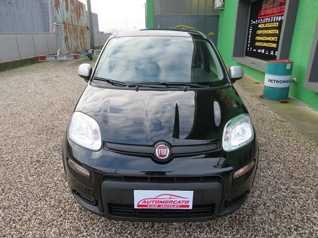 Usata Fiat Panda S 70 CV (51 kW) 2024 Nero Utilitaria