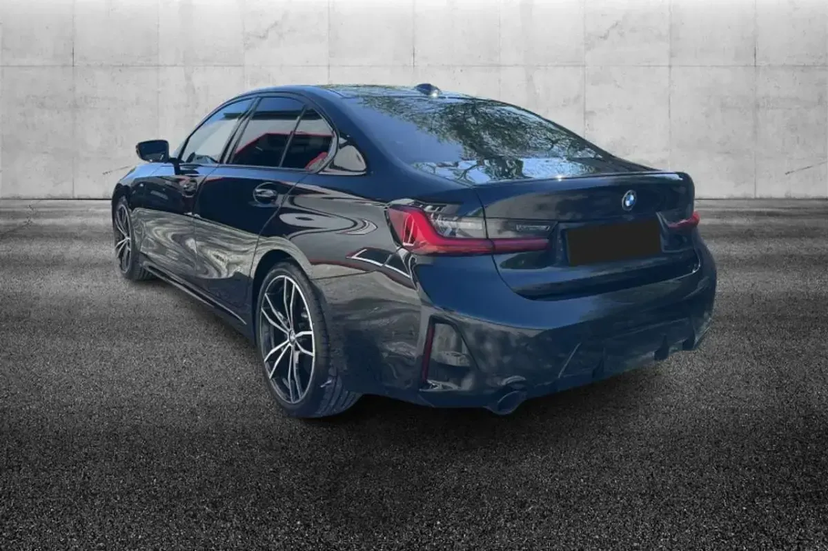 Usata BMW 330 M Sport 286 CV (210 kW) 2025 Nero Berlina