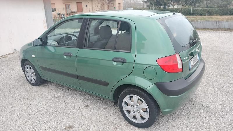 Usata Hyundai Getz Style 66 CV (48 kW) 2006 Verde Utilitaria