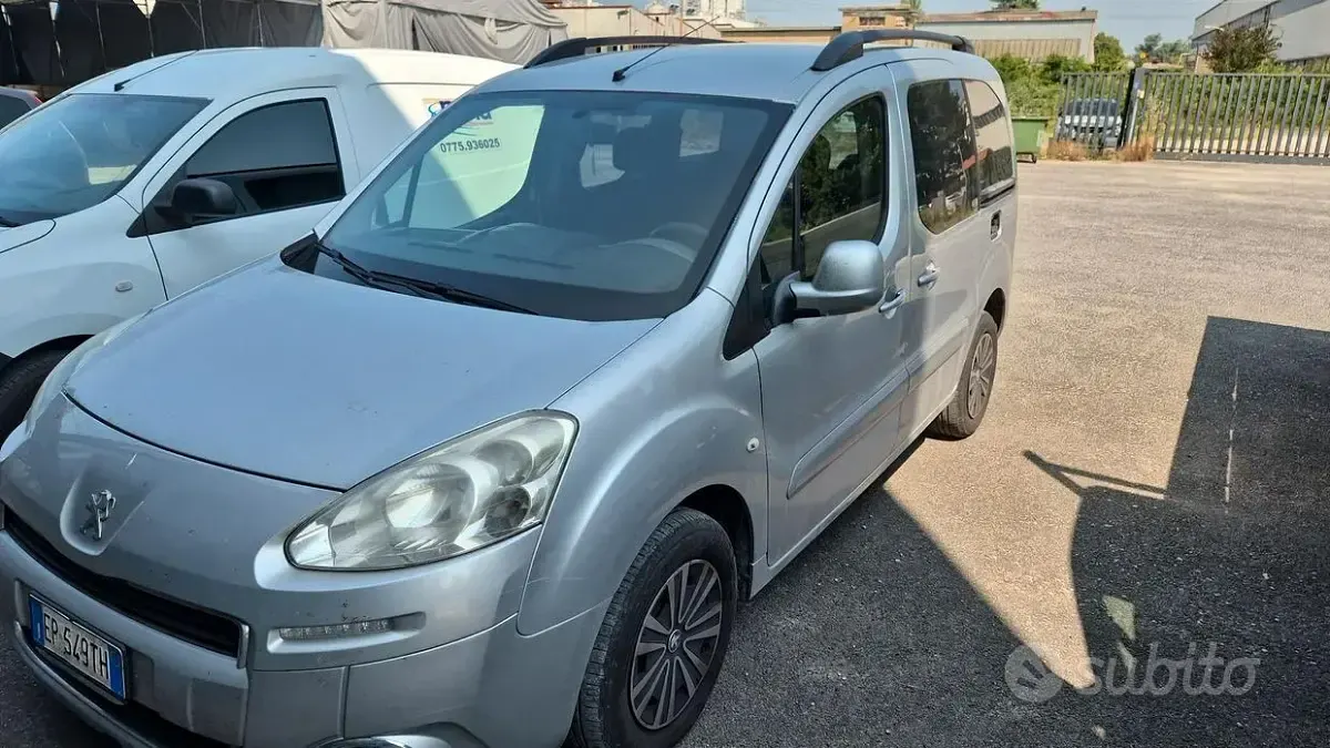 Usata Peugeot Partner 100 CV (73 kW) 2013 Monovolume