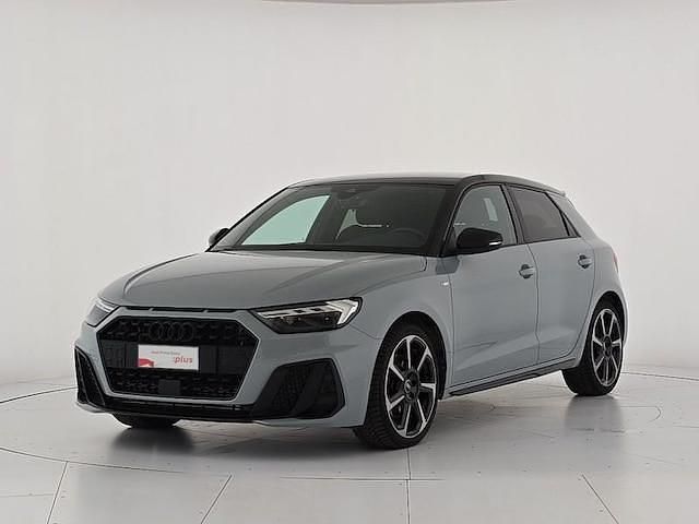 Grigio zinco perla Usata 2022 Audi A1 S-Line Due volumi | 30.500 € (Buon prezzo) - Immagine 1/4