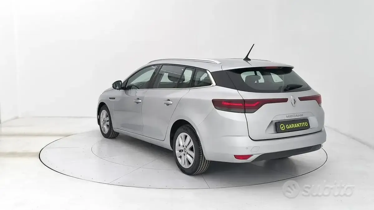 Usata Renault Mégane GrandTour Business 116 CV (85 kW) 2021 Grigio Station wagon