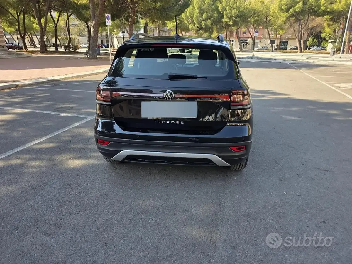 Usata VW T-Cross 95 CV (69 kW) 2023 Nero SUV