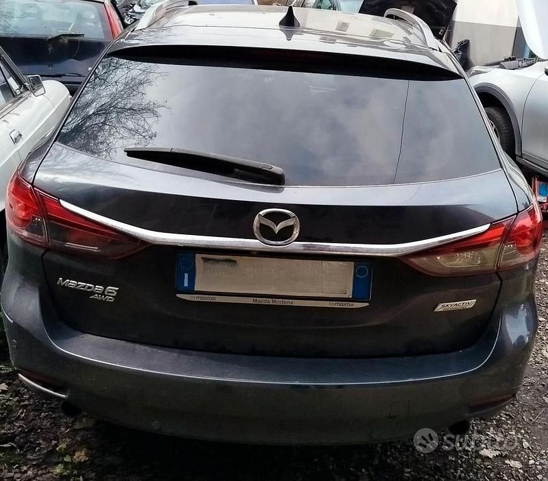 Usata Mazda 6 175 CV (128 kW) 2015 Grigio Station wagon