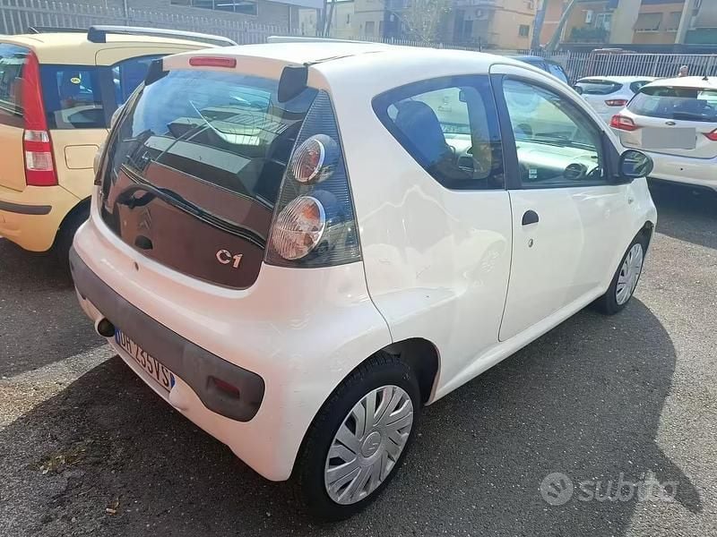 Usata Citroën C1 68 CV (50 kW) 2007 Bianco Utilitaria