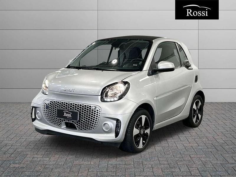Bodypanel in cool silver metal Usata 2021 Smart ForTwo Electric Drive Passion Coupé | 11.500 € (Buon prezzo) - Immagine 1/4