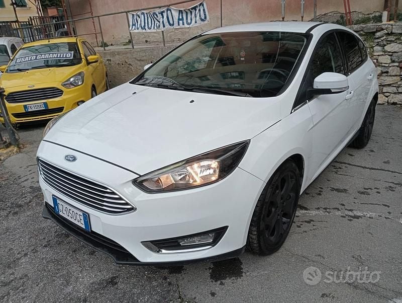 Usata Ford Focus Titanium 120 CV (88 kW) 2017 Bianco Berlina