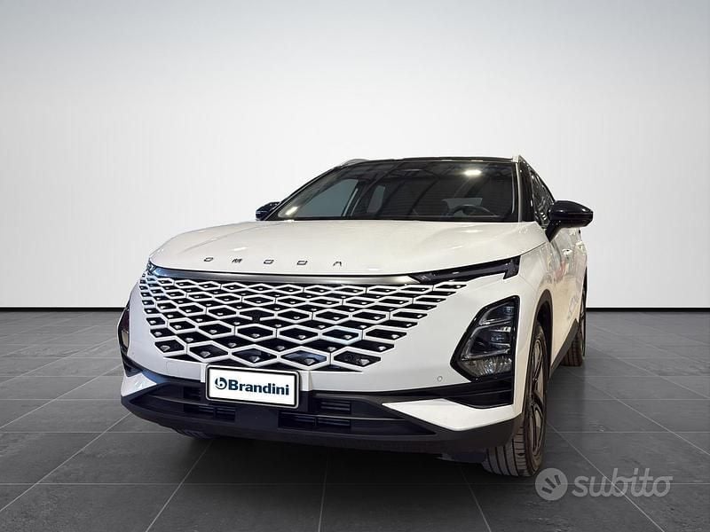 Usata Omoda 5 147 CV (108 kW) 2025 Bianco SUV