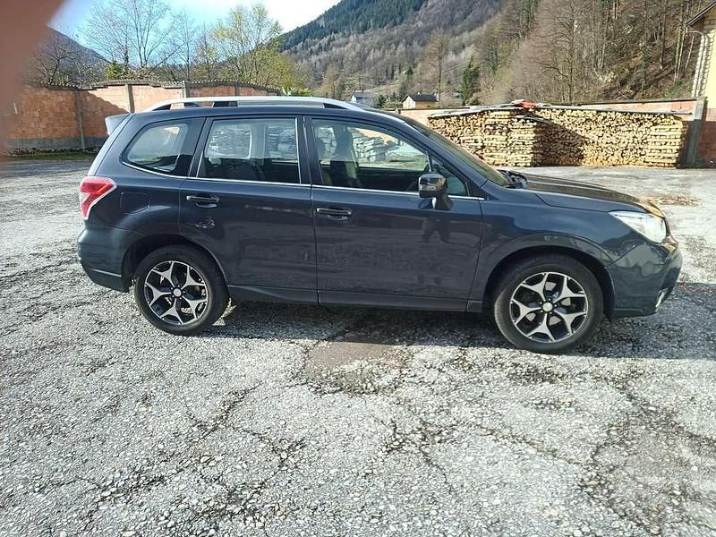Usata Subaru Forester Sport 147 CV (108 kW) 2015 Nero SUV