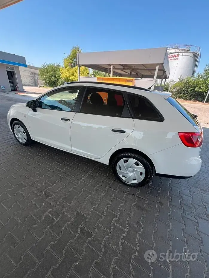Usata Seat Ibiza ST 105 CV (77 kW) 2012 Bianco Station wagon