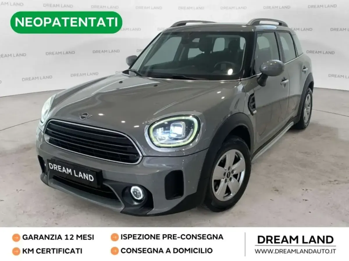 Usata Mini One Countryman 102 CV (75 kW) 2021 Grigio scuro SUV