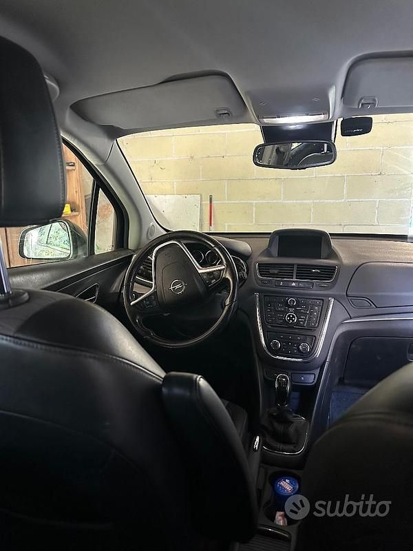 Usata Opel Mokka 140 CV (102 kW) 2014 Bianco SUV