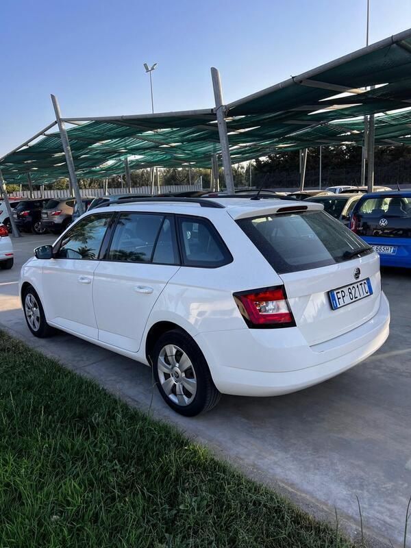 Usata Skoda Fabia Ambition 90 CV (66 kW) 2018 Bianco Utilitaria