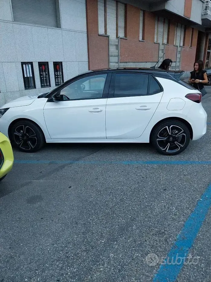 Usata Opel Corsa 131 CV (96 kW) 2023 Bianco Utilitaria