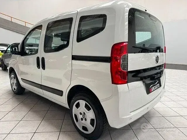 Usata Fiat Qubo Easy 77 CV (56 kW) 2018 Bianco Monovolume