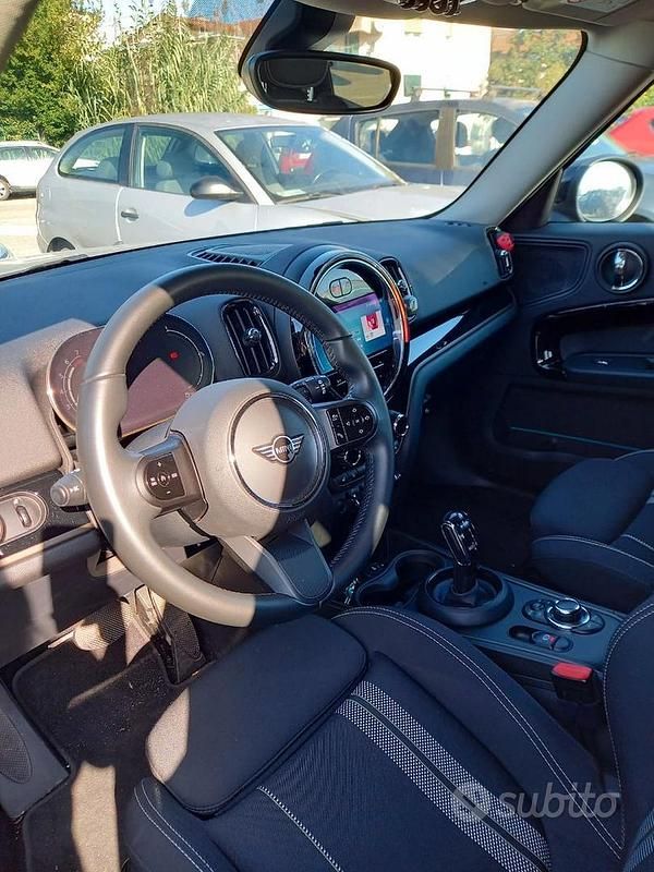 Usado Mini Countryman 178 CV (130 kW) 2022 Gris SUV