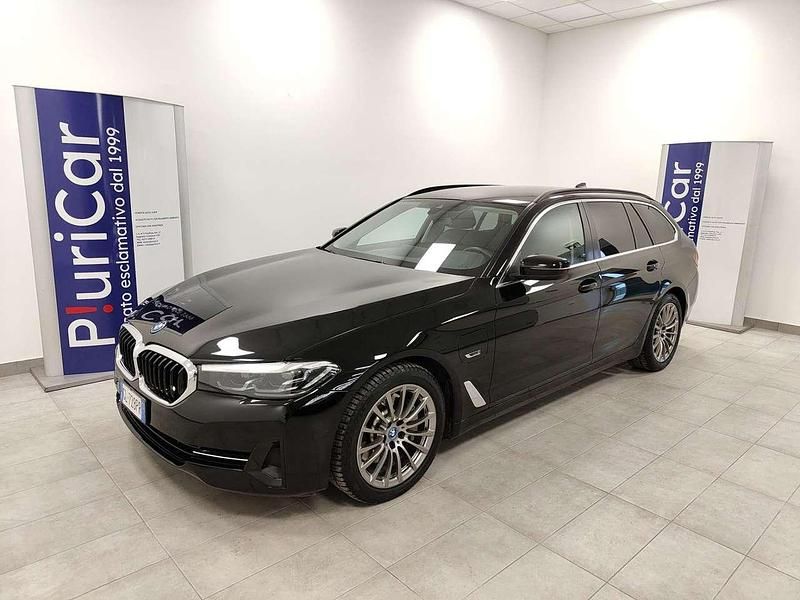 Usata BMW 530e 292 CV (214 kW) 2022 Nero Station wagon