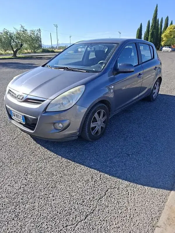 Usata Hyundai i20 Comfort 77 CV (56 kW) 2009 Utilitaria