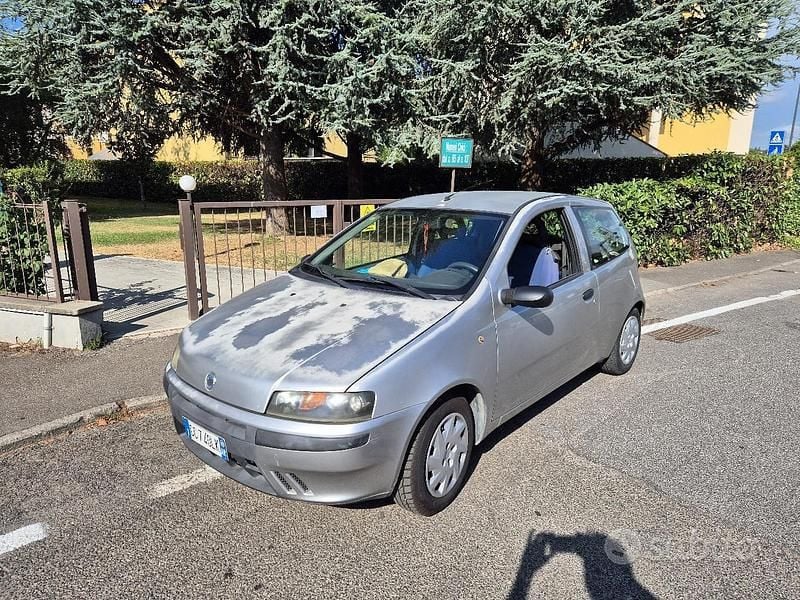 Usata Fiat Punto Feel 2003 Grigio Utilitaria