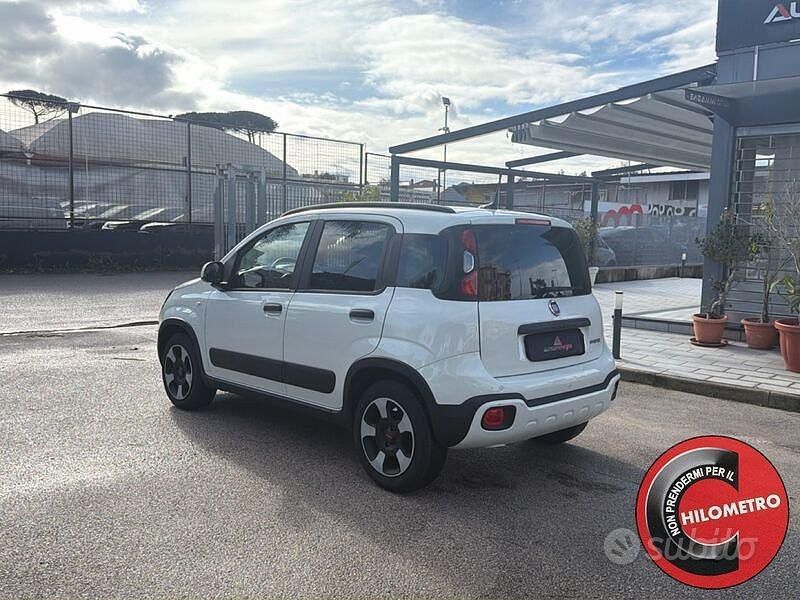 Usata Fiat Panda Cross Cross 70 CV (51 kW) 2024 Bianco Utilitaria