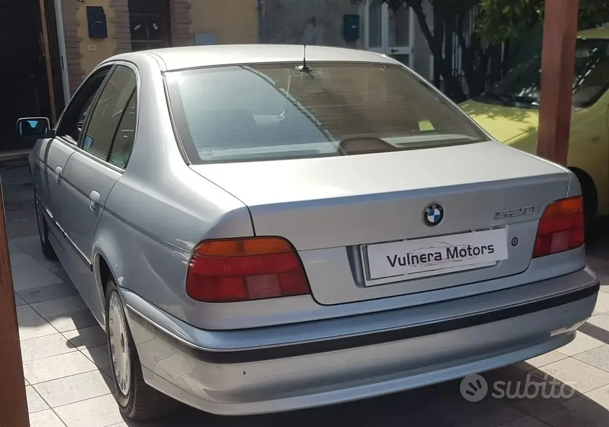 Usata BMW 520 150 CV (110 kW) 1997 Grigio Berlina