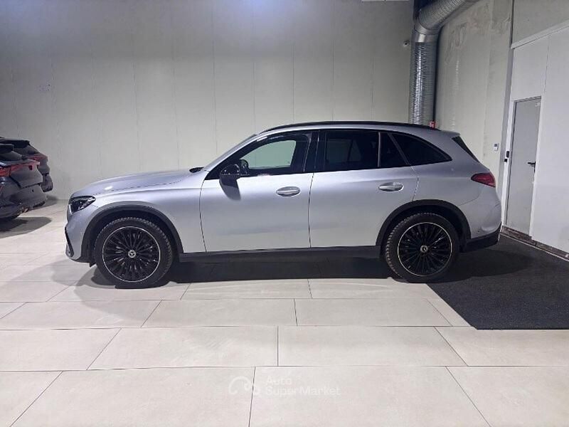 Usata Mercedes GLC220 AMG Line Premium Plus 197 CV (144 kW) 2023 Argento SUV