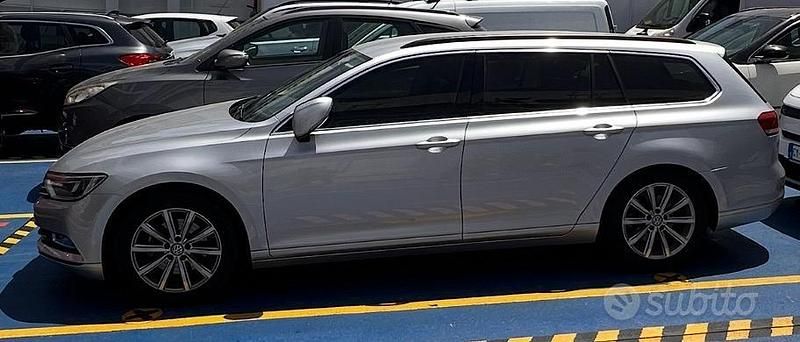 Usata VW Passat 150 CV (110 kW) 2018 Grigio Berlina