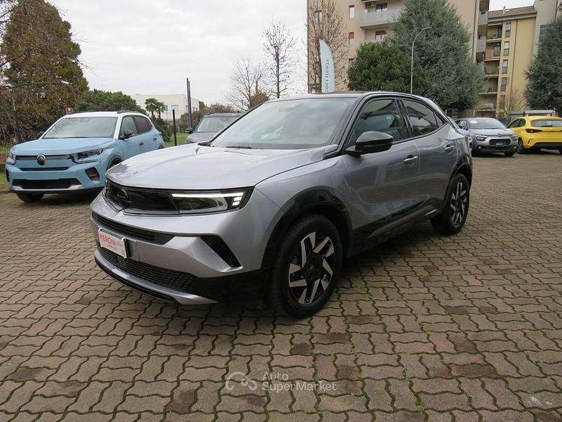 Usata Opel Mokka 131 CV (96 kW) 2025 Grigio SUV