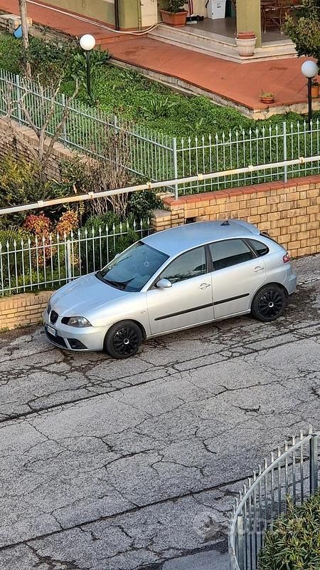Usata Seat Ibiza 2004 Grigio Utilitaria