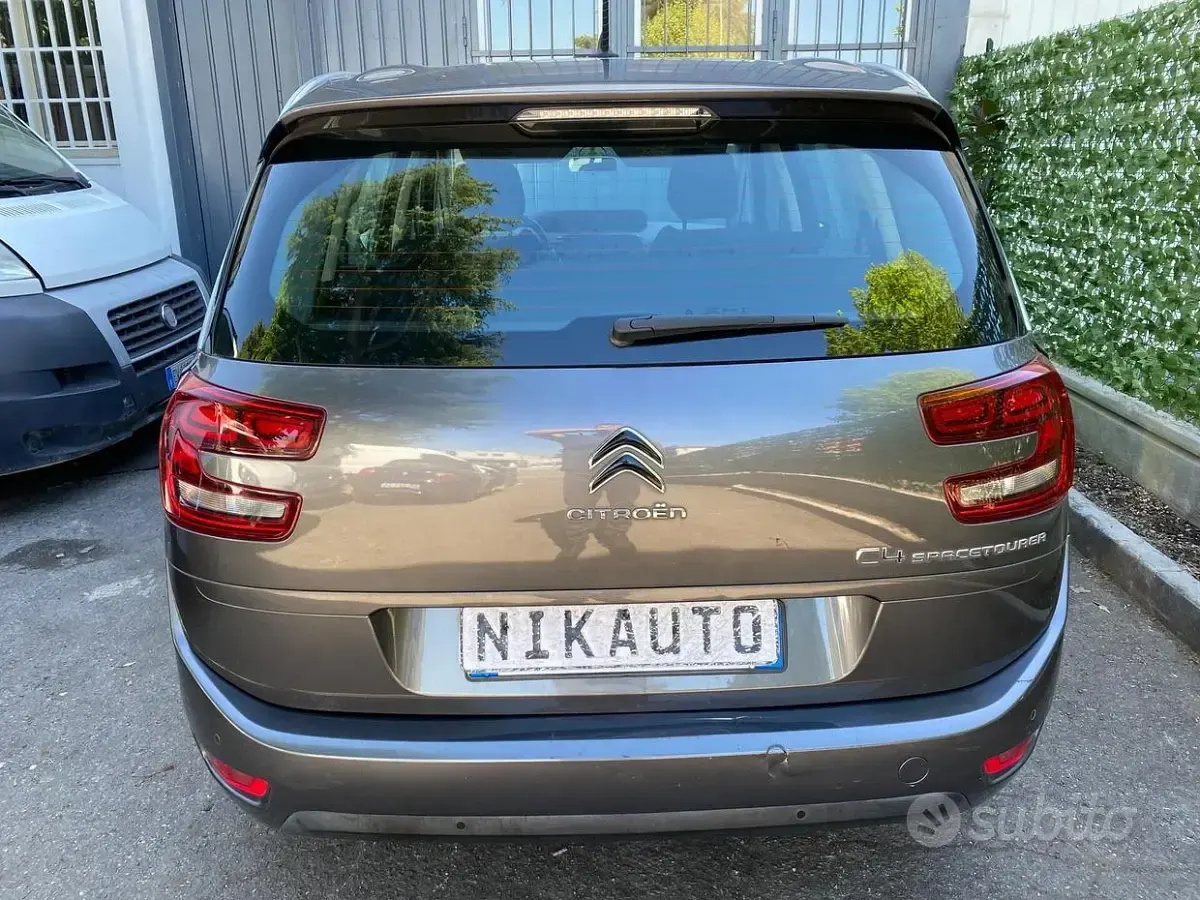 Usata Citroën C4 SpaceTourer Feel 131 CV (96 kW) 2021 Grigio Monovolume