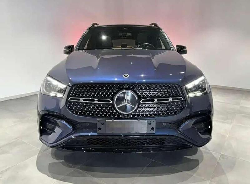 Begagnad Mercedes GLE300 AMG Line Premium Plus 269 HK (197 kW) 2024 SUV