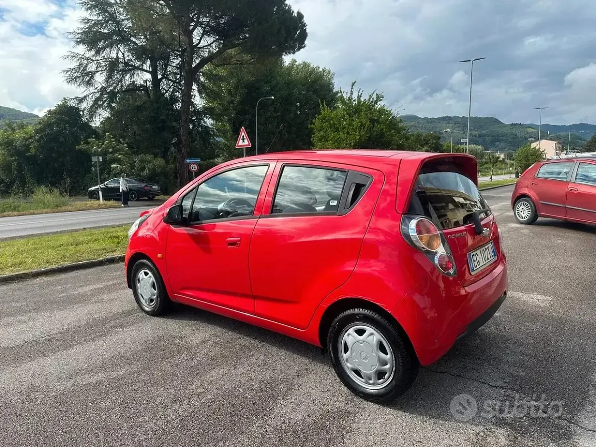 Usata Chevrolet Spark LS 68 CV (50 kW) 2011 Rosso Utilitaria
