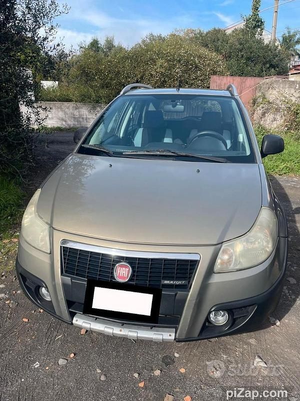 Usata Fiat Sedici 130 CV (95 kW) 2008 Grigio SUV