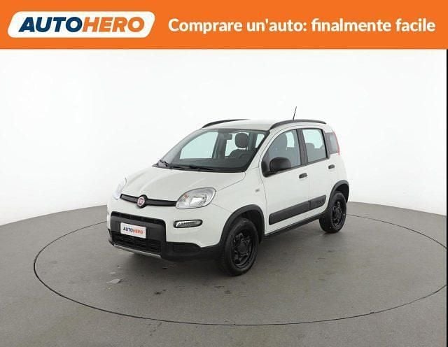 Usata Fiat Panda 4x4 Wild 84 CV (61 kW) 2021 Bianco Utilitaria