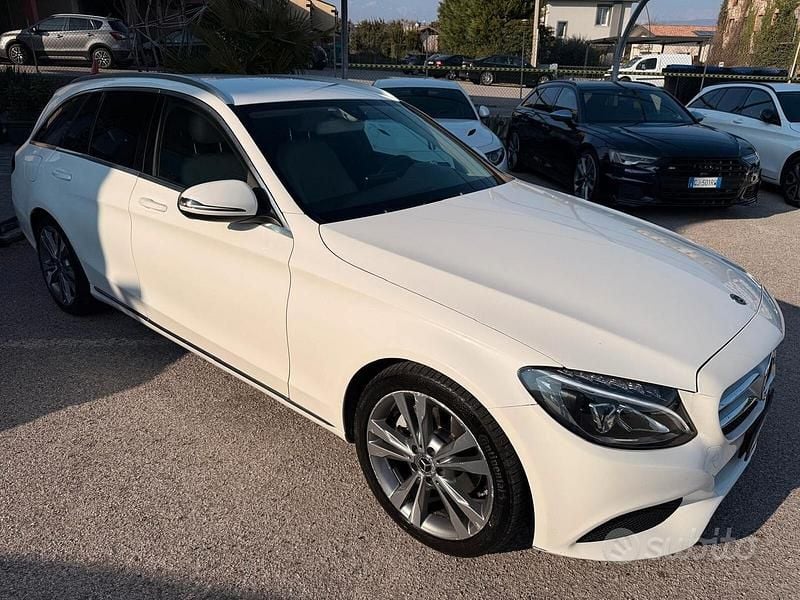 Usata Mercedes C220 170 CV (125 kW) 2018 Bianco Station wagon