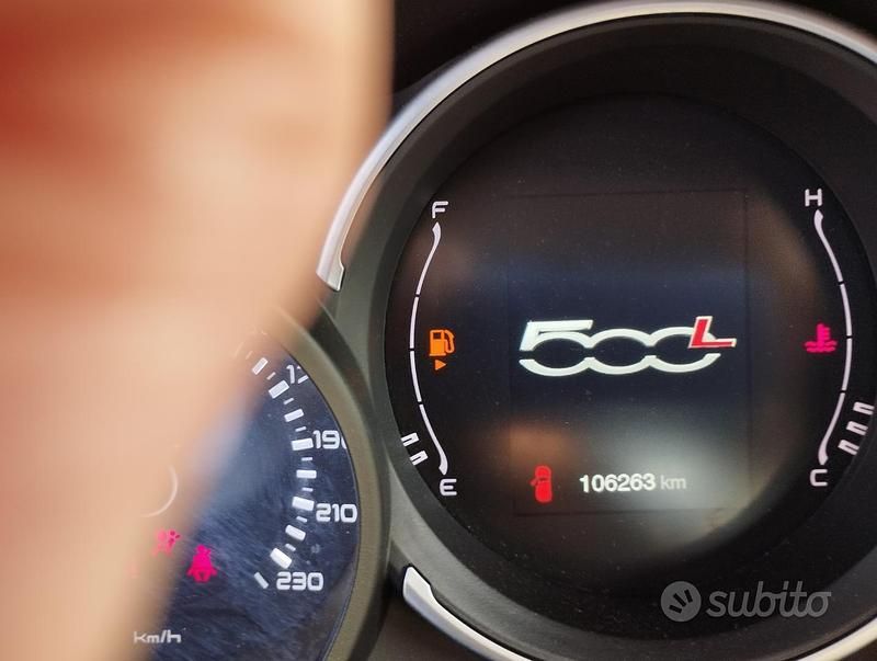 Usata Fiat 500 Mirror 95 CV (69 kW) 2020 Nero Utilitaria