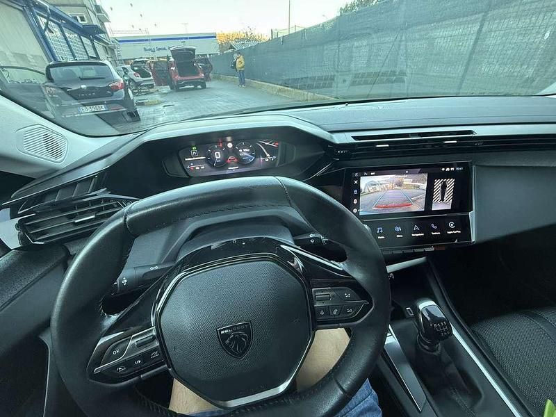 Usata Peugeot 308 SW Allure 131 CV (96 kW) 2022 Blu/azzurro Station wagon