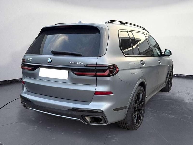 Usata BMW X7 M Sport 352 CV (258 kW) 2025 Grigio SUV
