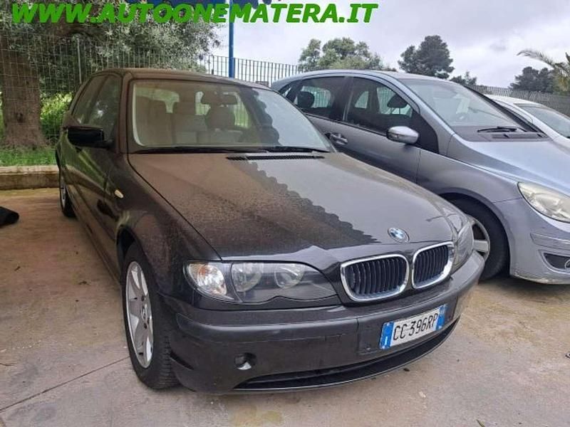 Nero Usata 2003 BMW 320 Station wagon | 2400 € - Immagine 1/3