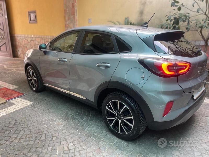 Usata Ford Puma 95 CV (69 kW) 2021 Grigio SUV