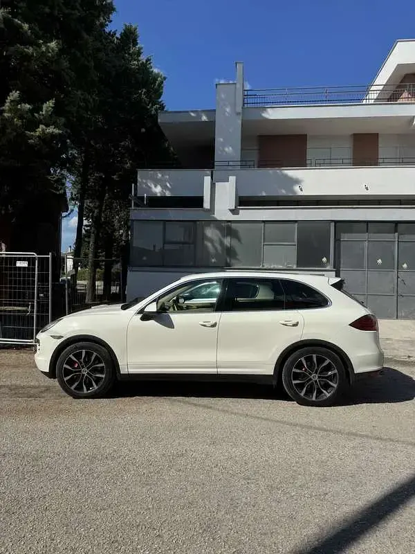 Usata Porsche Cayenne 239 CV (175 kW) 2010 SUV