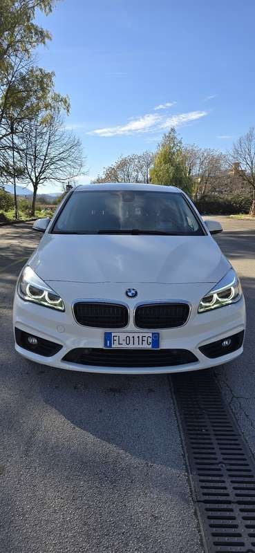 Usata 2017 BMW 216 Active Tourer Advantage Monovolume | 14.000 € (Buon prezzo) - Immagine 1/4